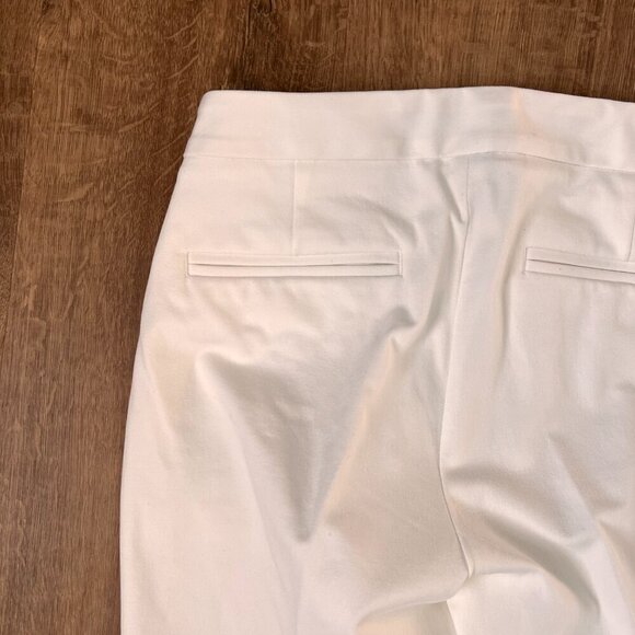 Lands End Mid Rise Slim Leg Ankle White Pants Sz 2P - Picture 9 of 10